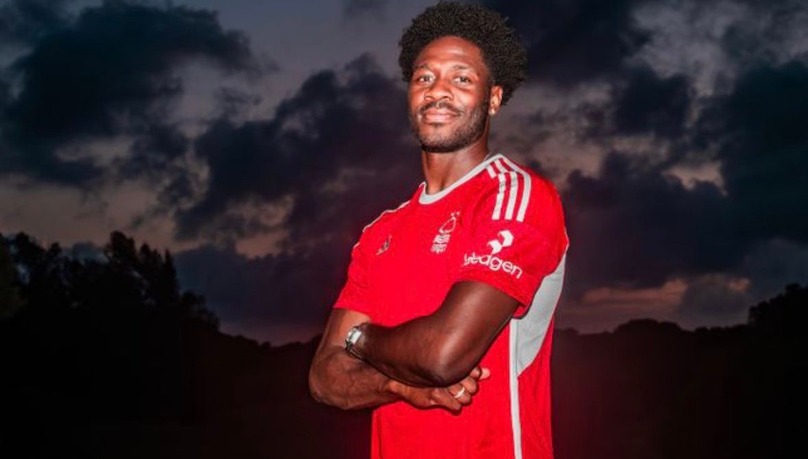Read more about the article Nigerian Starlet Ola Aina Joins Nottingham Forest on a Lucrative Deal