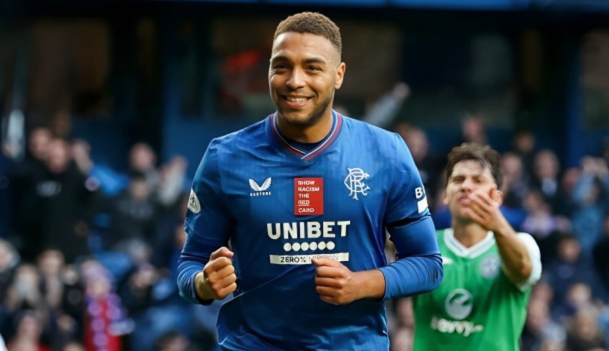 Read more about the article Super Eagles Striker Cyriel Dessers Finds the Net as Rangers Demolish Hibernian