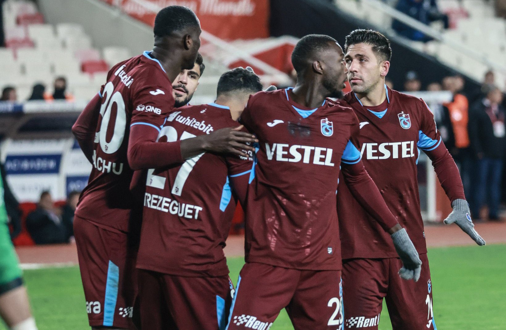Read more about the article Paul Onuachu Nets Third Consecutive Goal as Trabzonspor Secures Thrilling Draw